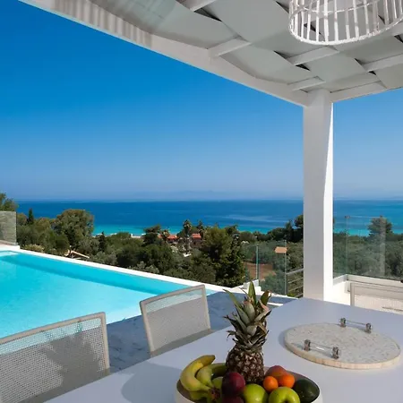 Willa Ouranos - Luxurius Modern Pool, Close To The Agios Ioannis (Lefkada)